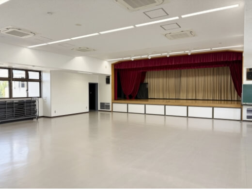 松戸市勤労会館・市民センター(南部) ホール写真